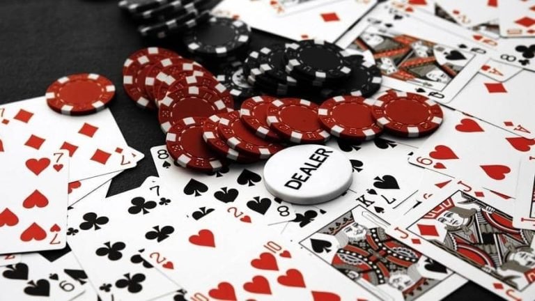 Aubet77 Esports VIP Bonus Cashback မြန်မာ ကစားသမားများ ဆုကြေးရရှိနေသောပုံ